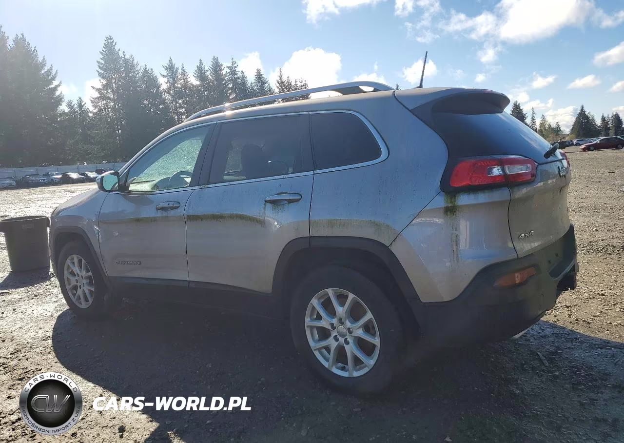 2018 Jeep Cherokee Latitude Plus VIN:1C4PJMLX5JD602172 - 2