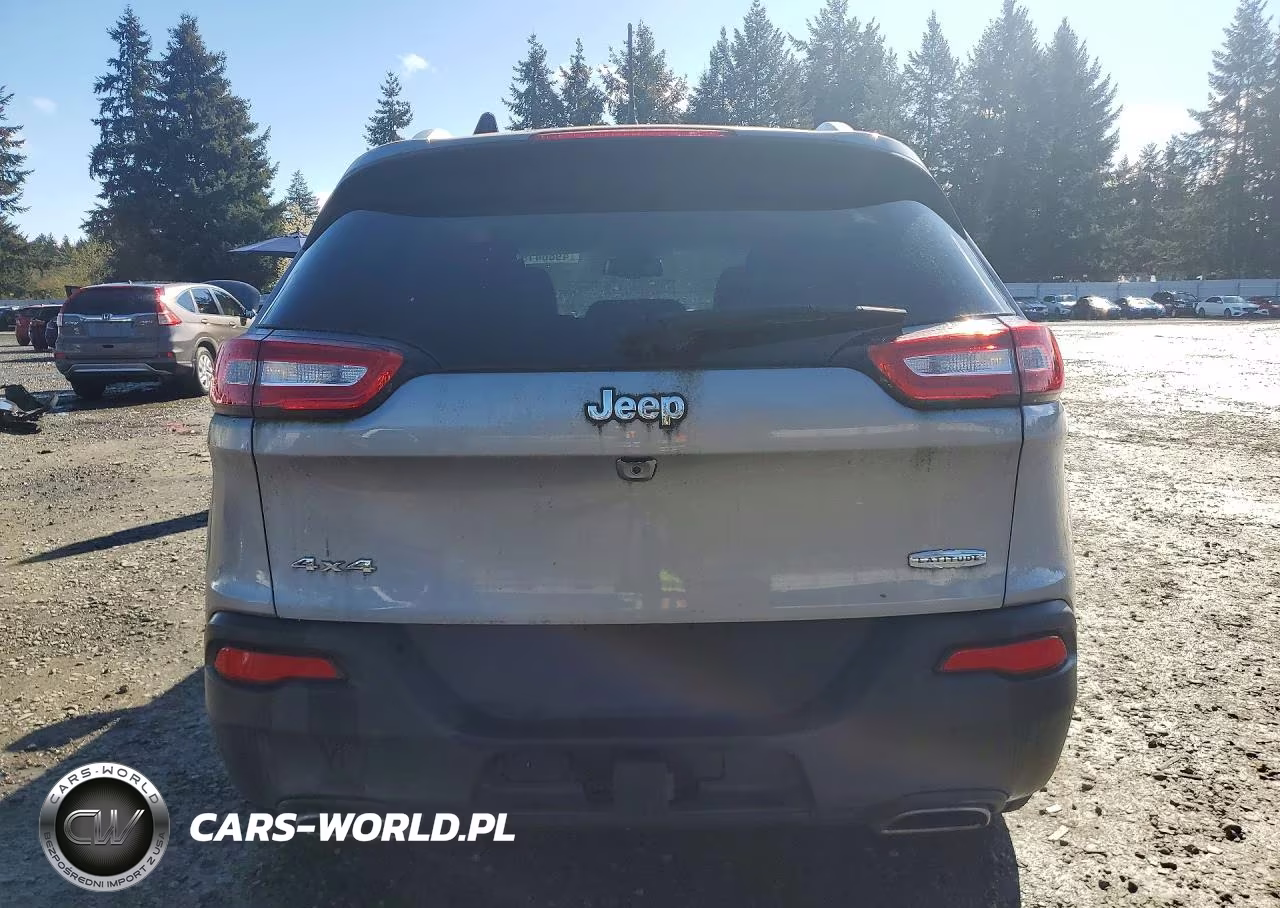 2018 Jeep Cherokee Latitude Plus VIN:1C4PJMLX5JD602172 - 6