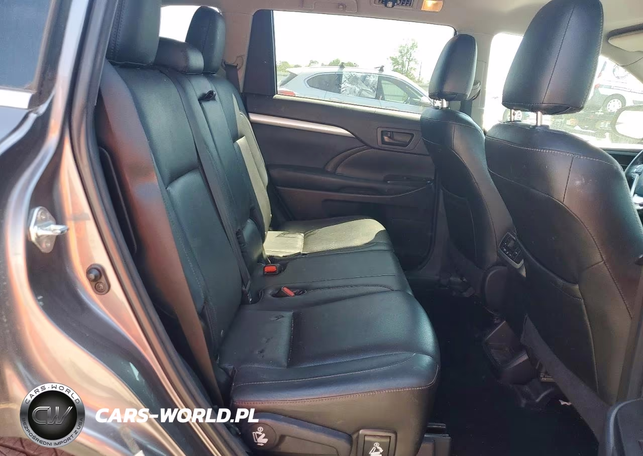 2015 Toyota Highlander Le Plus VIN:5TDZKRFH6FS090893 - 11