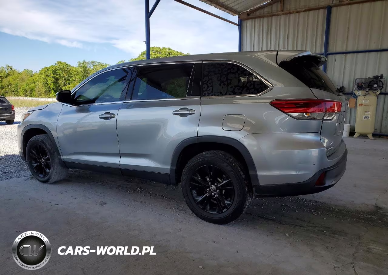 2019 Toyota Highlander Le Plus VIN:5TDZZRFH1KS347643 - 2
