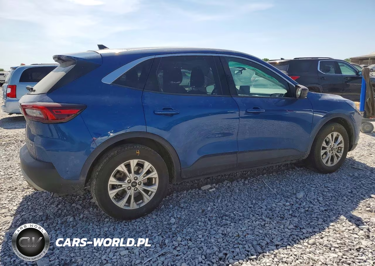 2023 Ford Escape Active VIN:1FMCU0GZXPUA92030 - 3