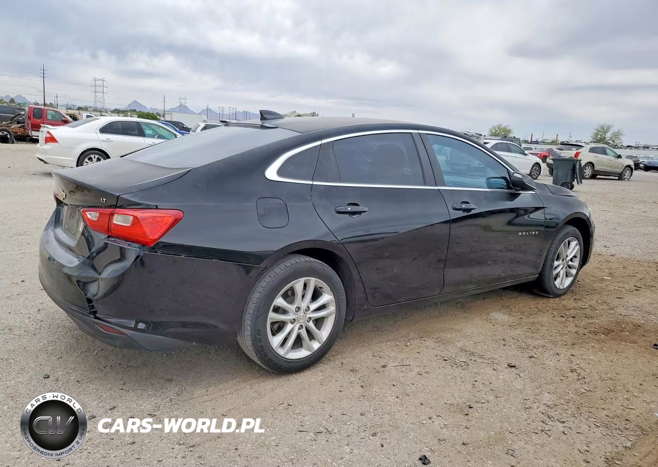 2018 Chevrolet Malibu Lt VIN:1G1ZD5ST4JF179084 - 3