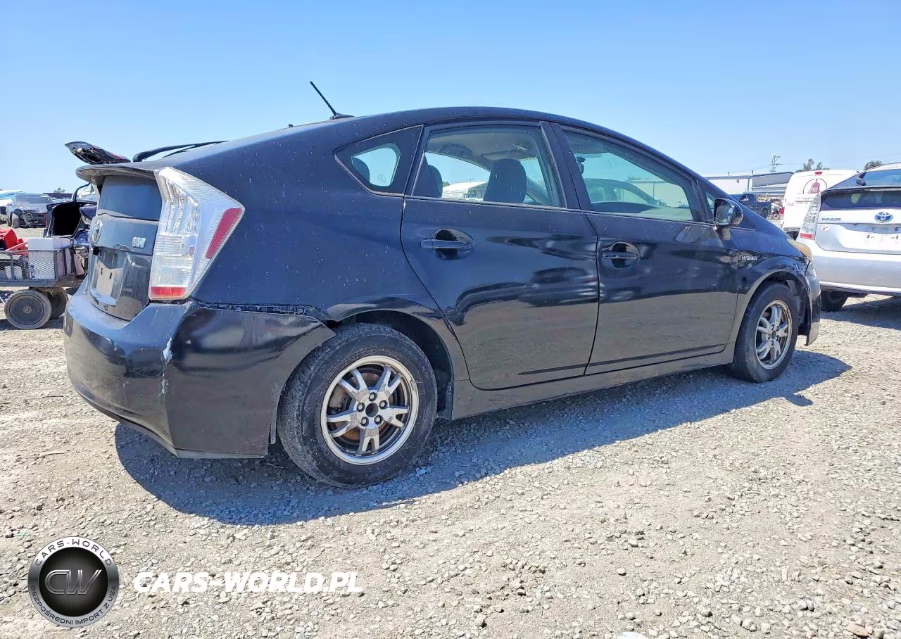 2010 Toyota Prius Iii VIN:JTDKN3DU4A1312746 - 3