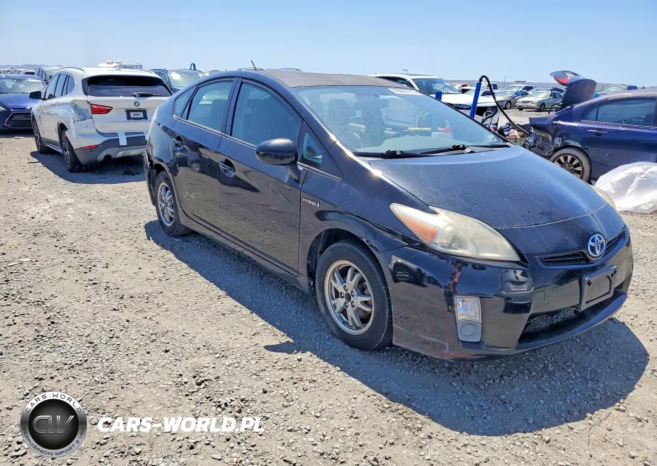 2010 Toyota Prius Iii VIN:JTDKN3DU4A1312746 - 4