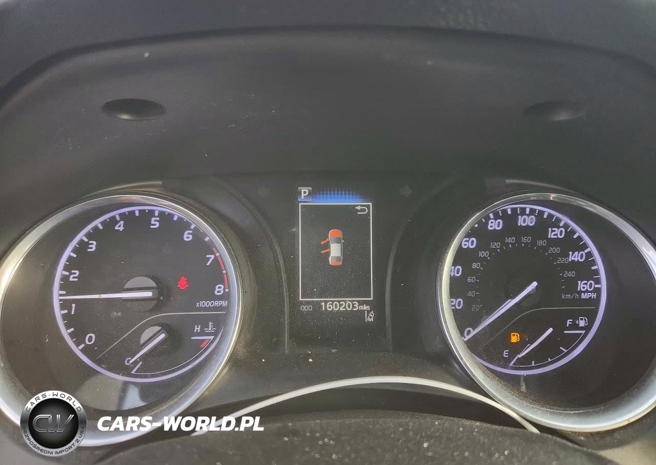 2018 Toyota Camry Le VIN:4T1B11HK2JU030091 - 9