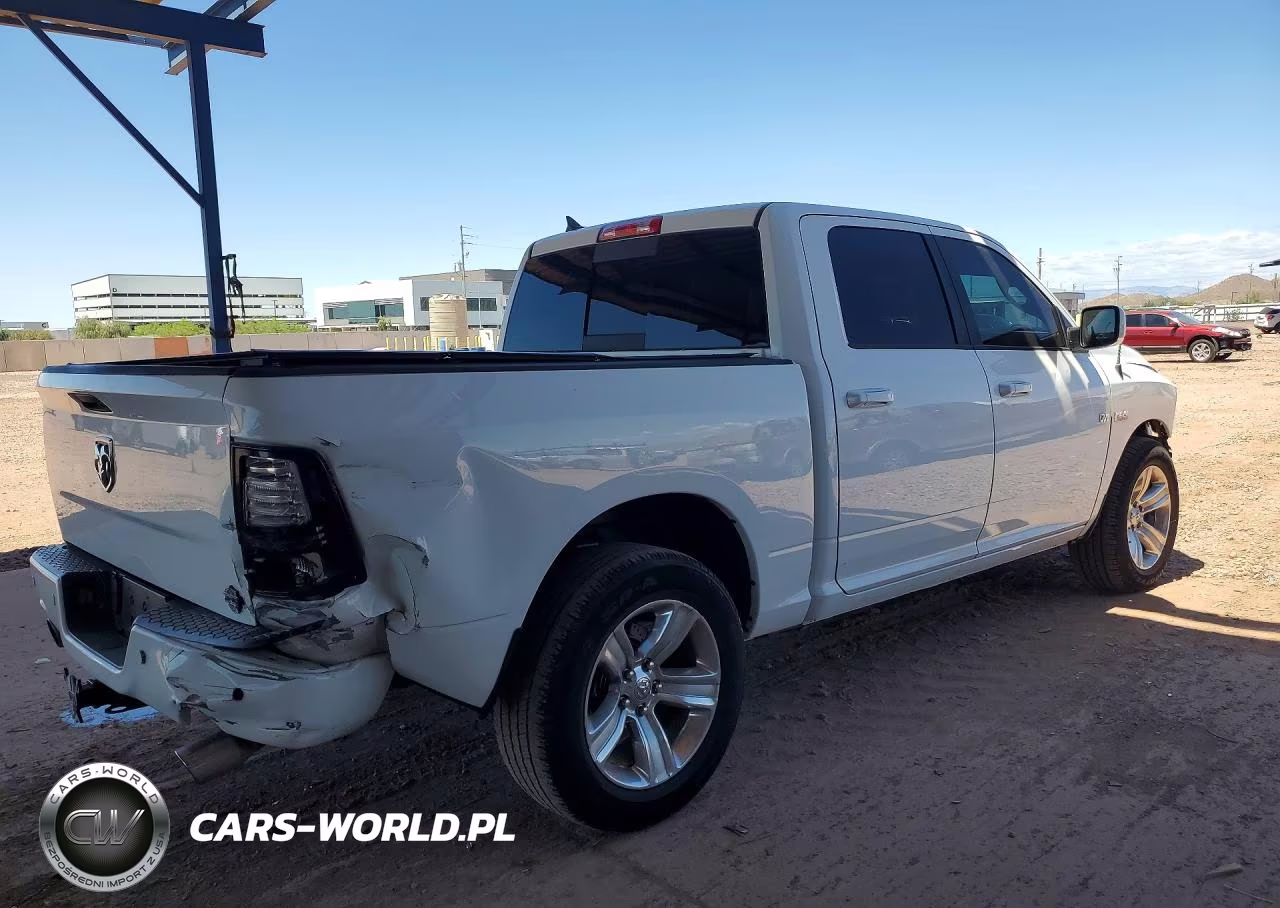2016 Ram 1500 Sport VIN:1C6RR6MT4GS325809 - 3