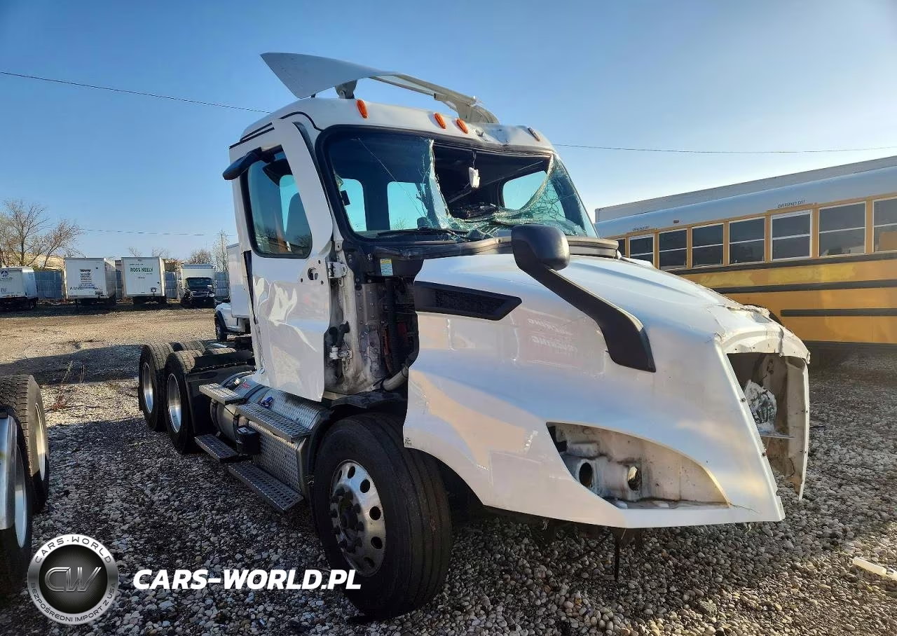 2025 Freightliner Cascadia 116 Semi Truck