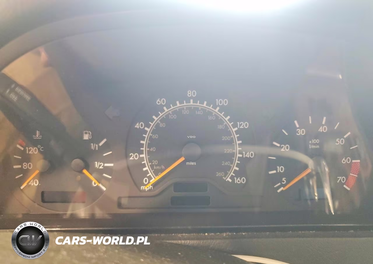 2000 Mercedes-Benz C 280 VIN:WDBHA29G6YA860811 - 9