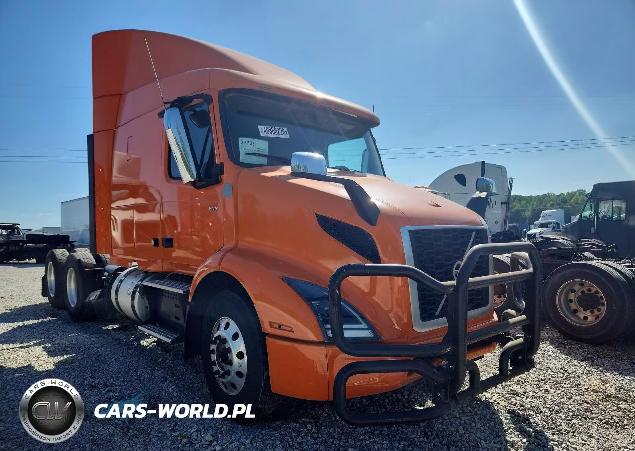 2021 Volvo Vnr Semi Truck