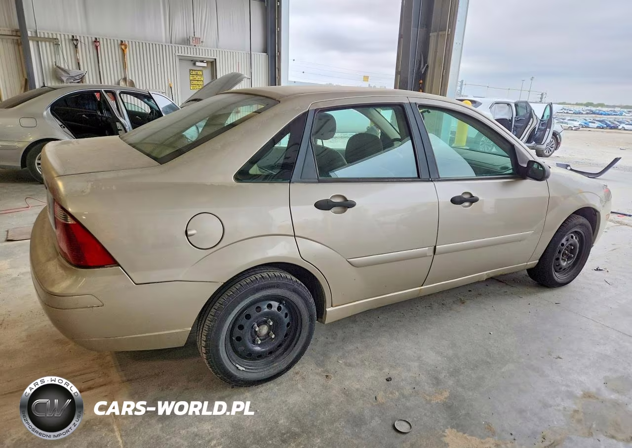 2007 Ford Focus Zx4 VIN:1FAFP34N57W301860 - 3