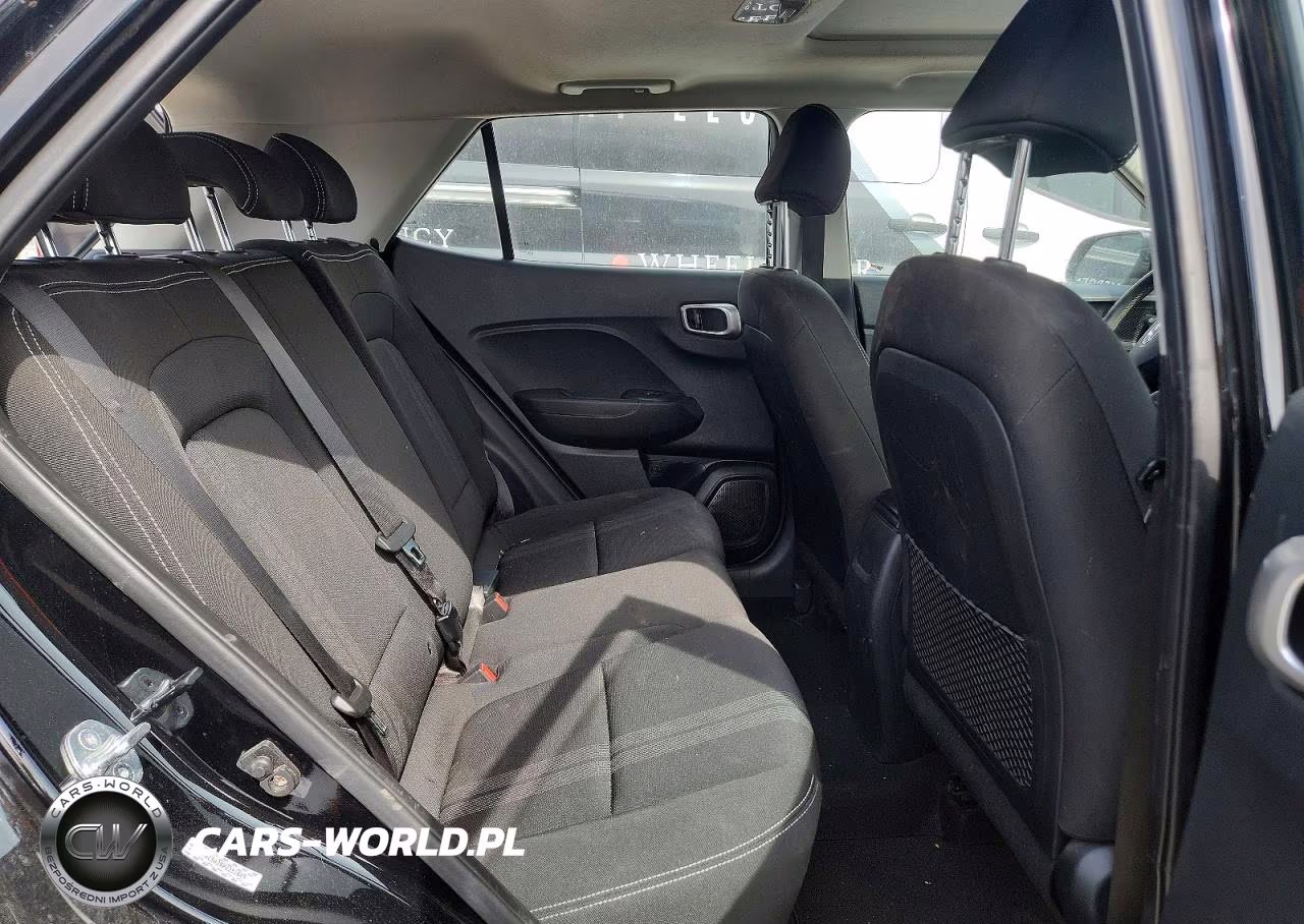 2023 Hyundai Venue Sel VIN:KMHRC8A35PU231609 - 11