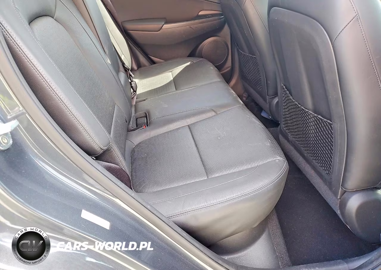 2019 Hyundai Kona Limited VIN:KM8K33A50KU201982 - 10