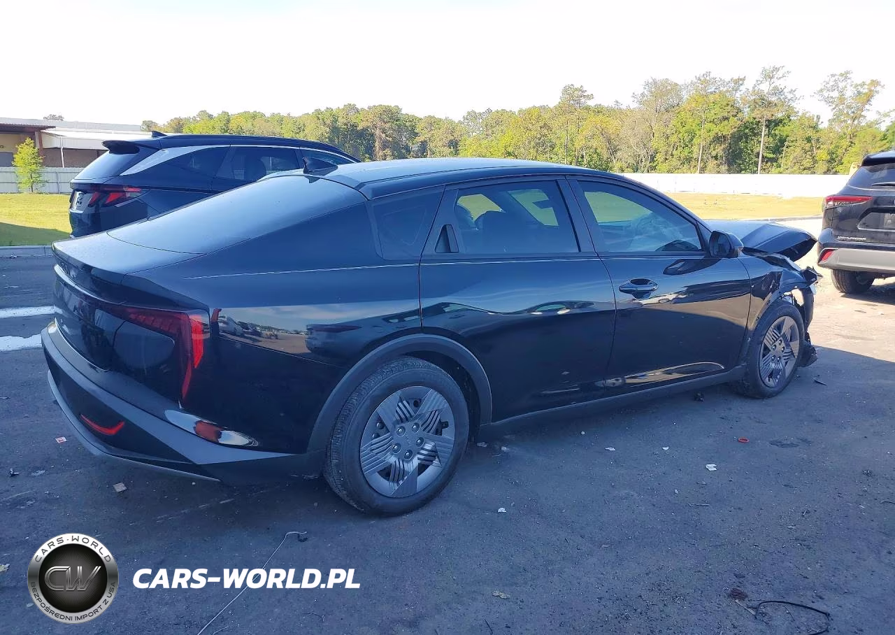 2025 Kia K4 Lx VIN:3KPFT4DE1SE158033 - 3