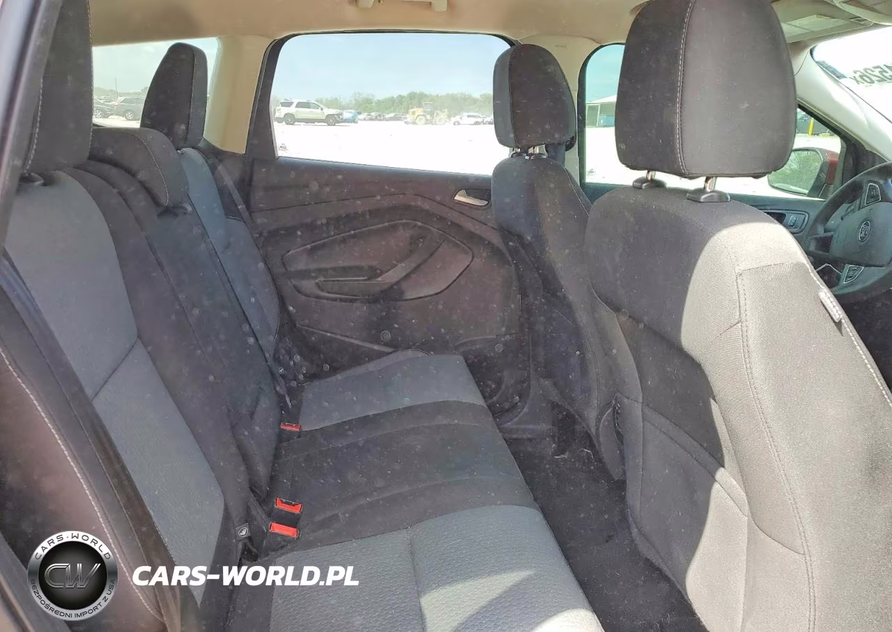 2017 Ford Escape Se VIN:1FMCU0GD3HUE43625 - 11