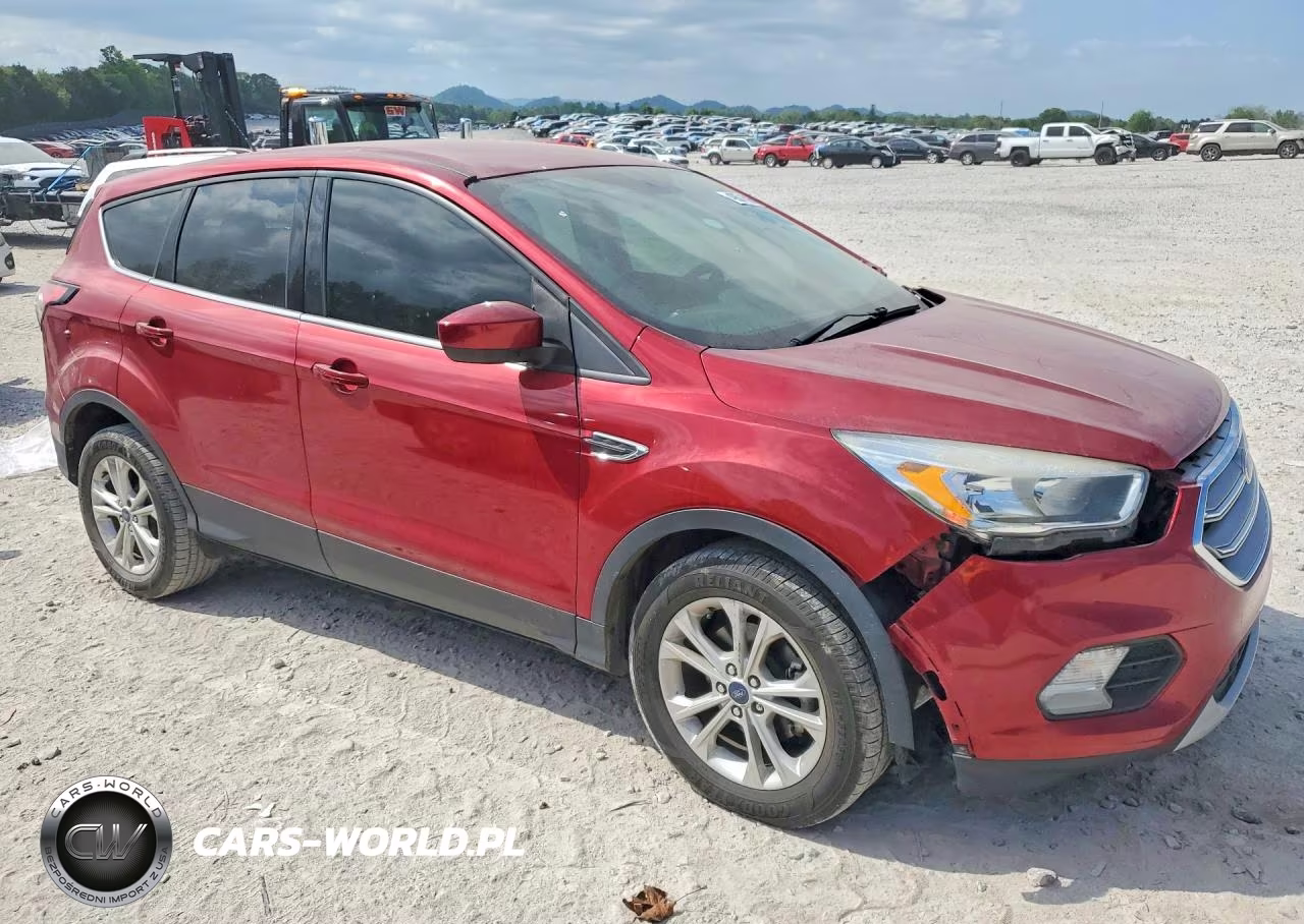 2017 Ford Escape Se VIN:1FMCU0GD3HUE43625 - 4