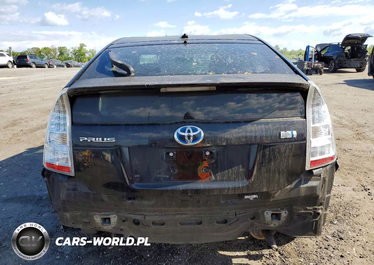 2011 Toyota Prius Two VIN:JTDKN3DU8B1369811 - 6