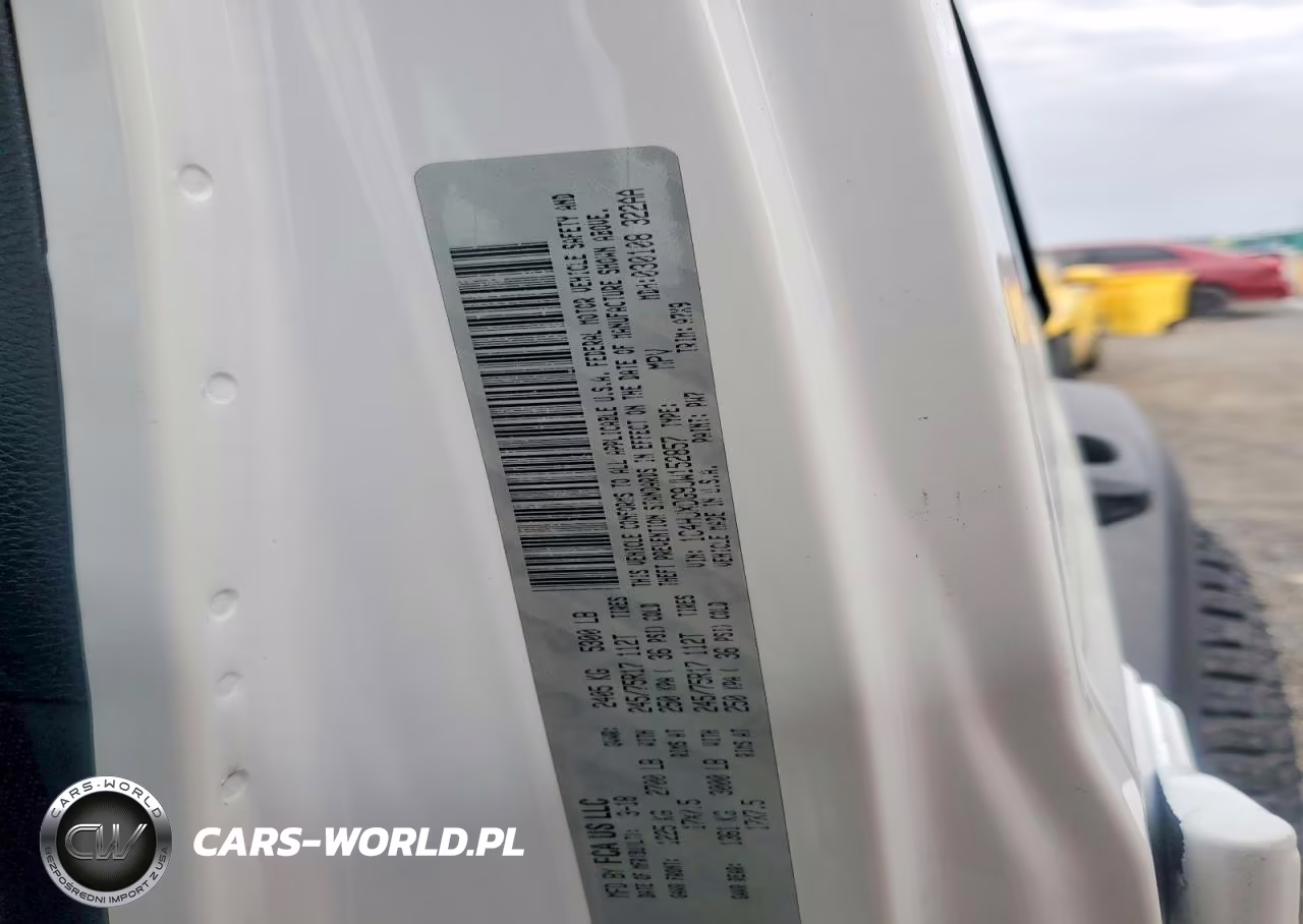 2018 Jeep Wrangler Unlimited Sport VIN:1C4HJXDG9JW152857 - 13