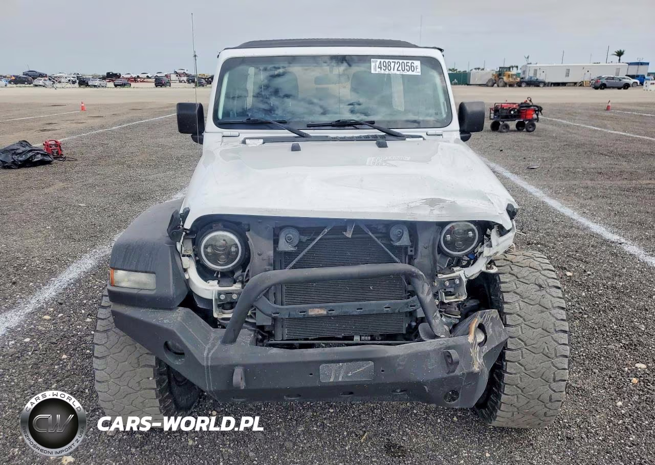 2018 Jeep Wrangler Unlimited Sport VIN:1C4HJXDG9JW152857 - 5