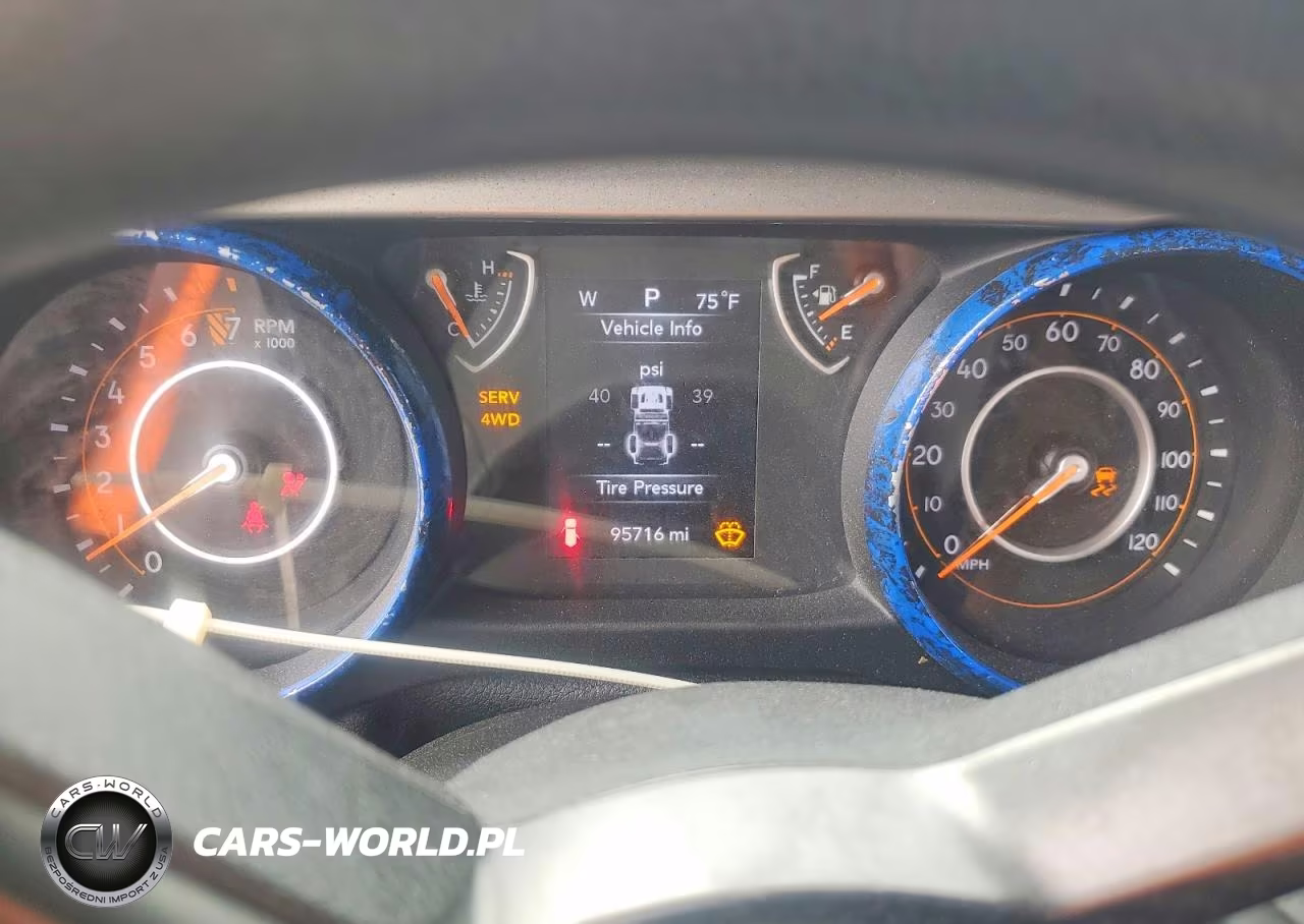 2018 Jeep Wrangler Unlimited Sport VIN:1C4HJXDG9JW152857 - 9