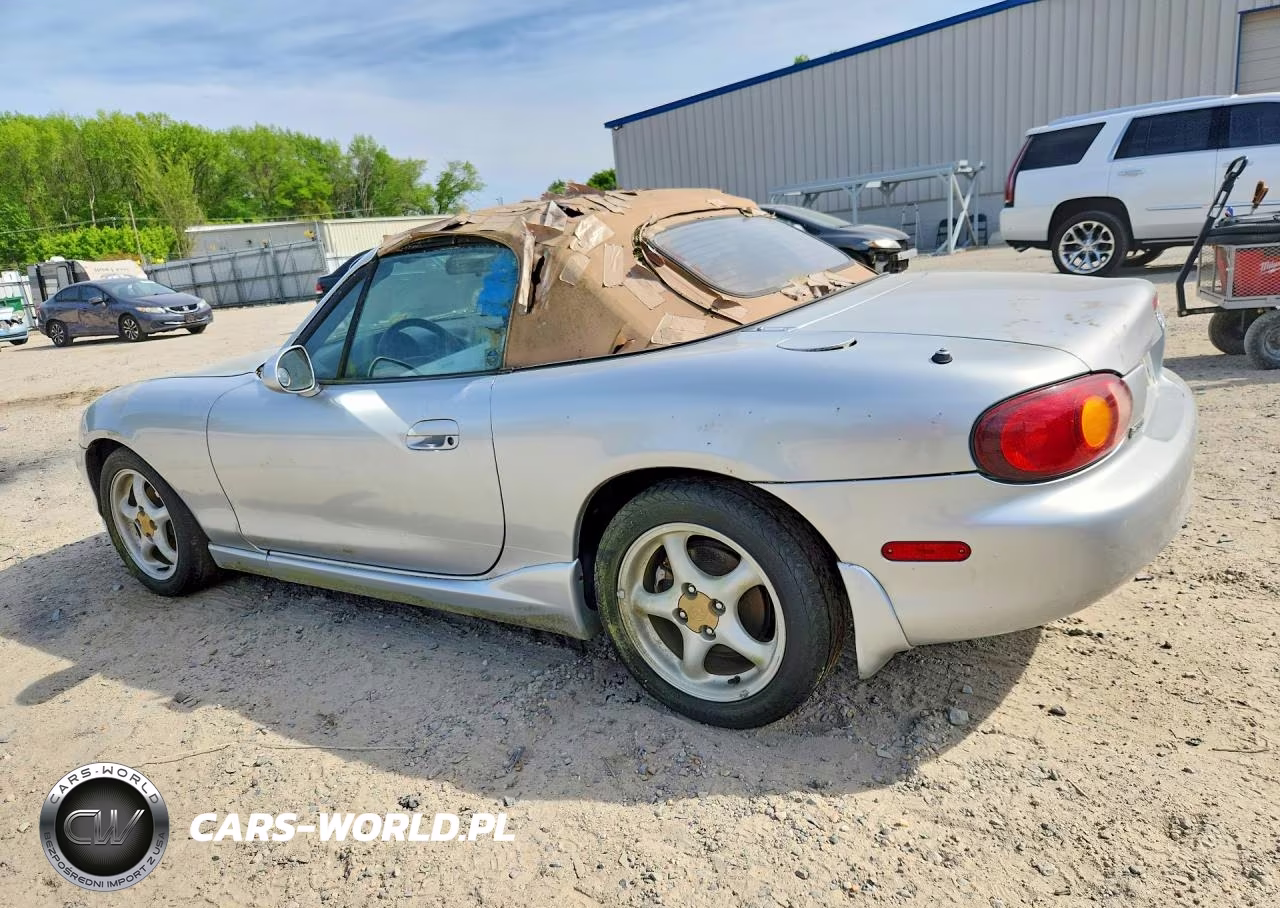 2000 Mazda Mx-5 Miata Base VIN:JM1NB3538Y0146484 - 2