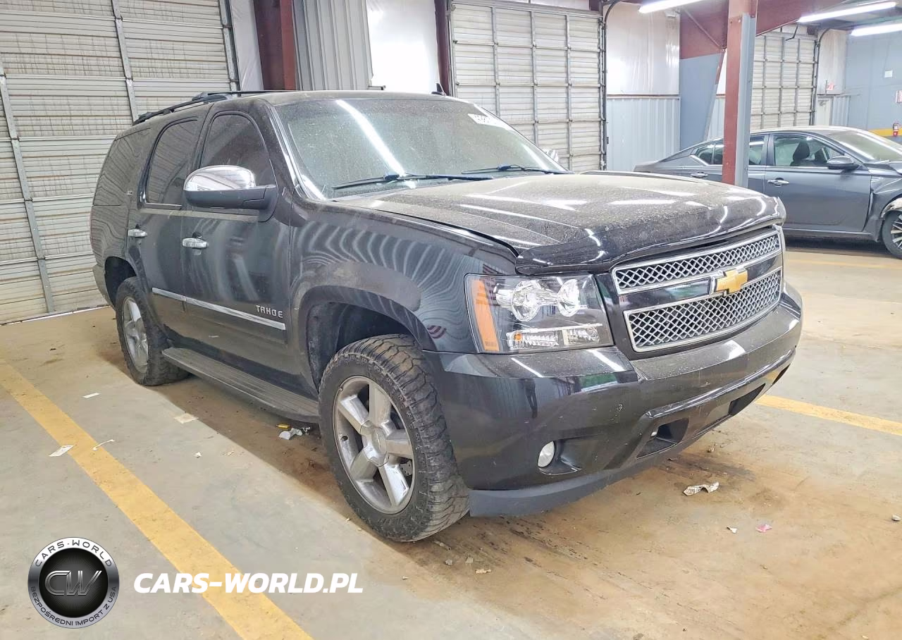 2013 Chevrolet Tahoe K1500 Ltz VIN:1GNSKCE02DR150987 - 4
