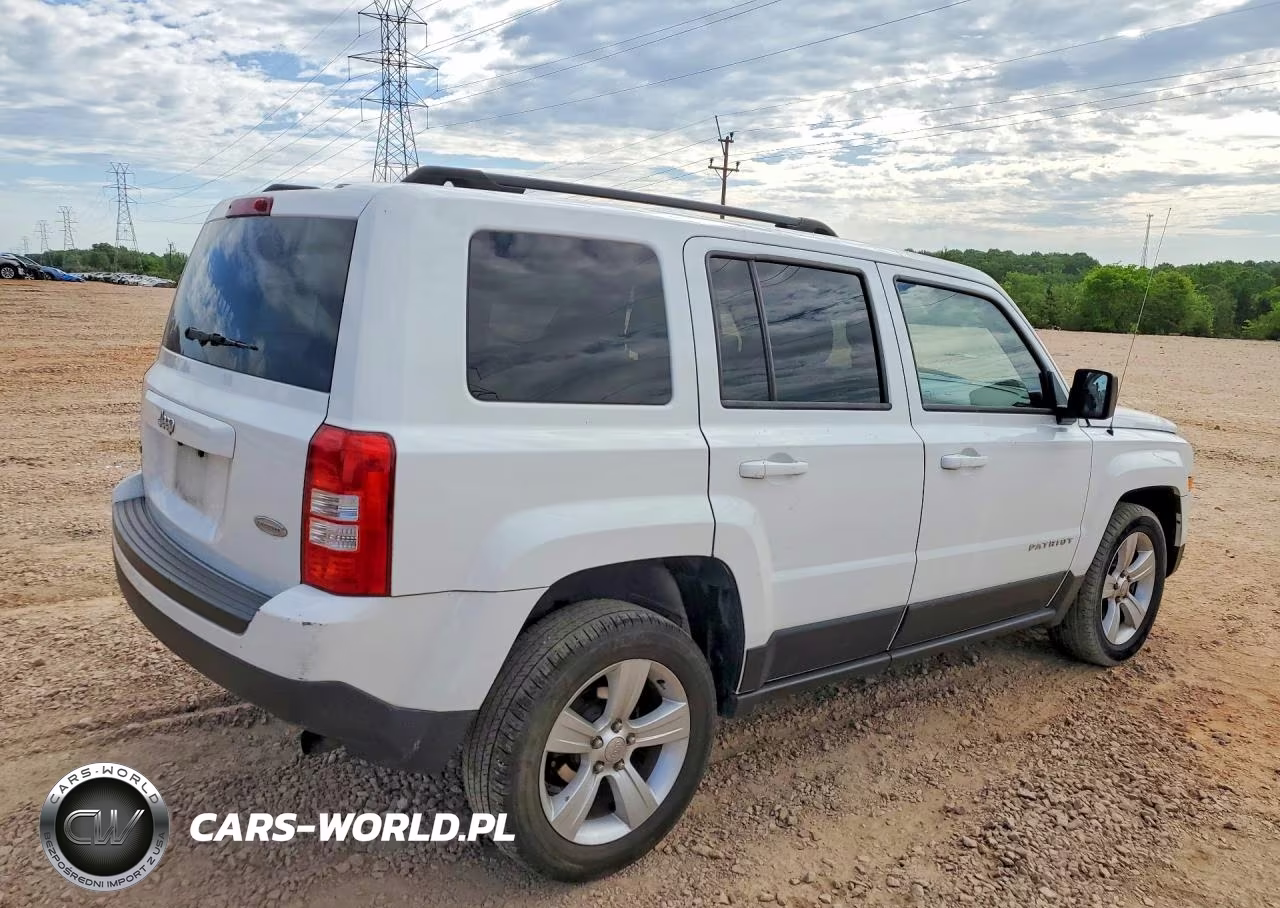 2015 Jeep Patriot Latitude VIN:1C4NJRFB6FD232278 - 3