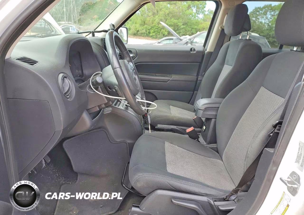 2015 Jeep Patriot Latitude VIN:1C4NJRFB6FD232278 - 7