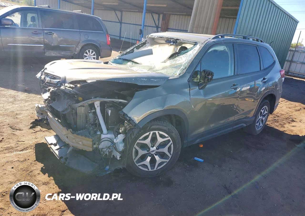 2022 Subaru Forester Premium