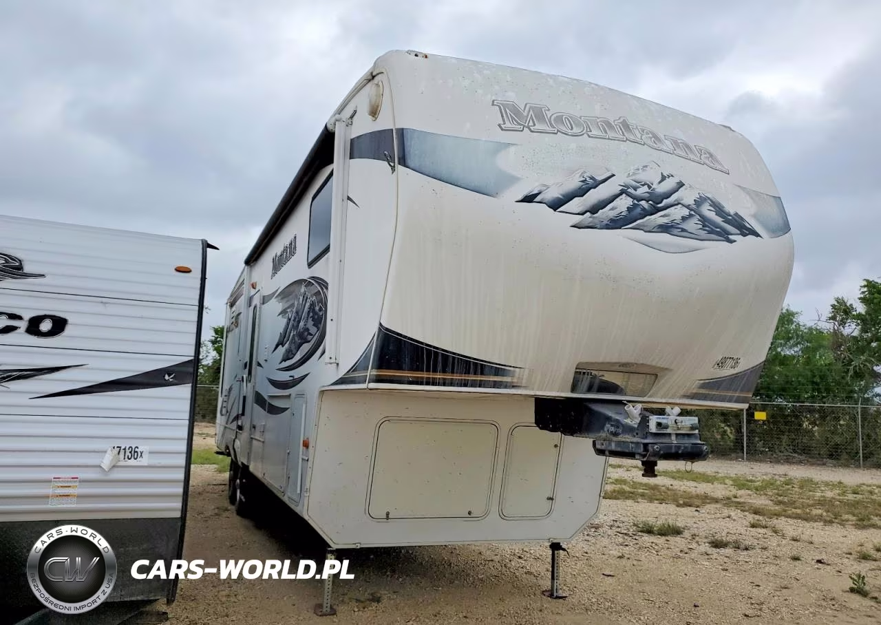 2010 Keystone Montana Camper