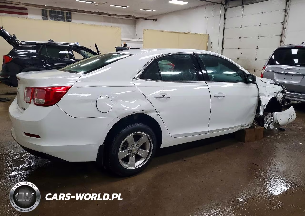 2015 Chevrolet Malibu Ls VIN:1G11B5SL2FU112912 - 3