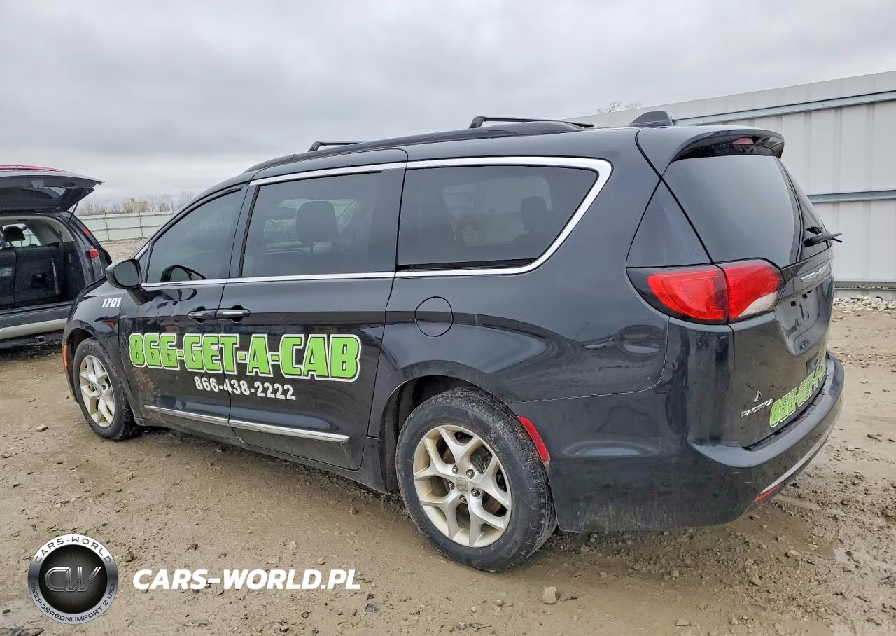 2017 Chrysler Pacifica VIN:2C4RC1BGXHR579420 - 2