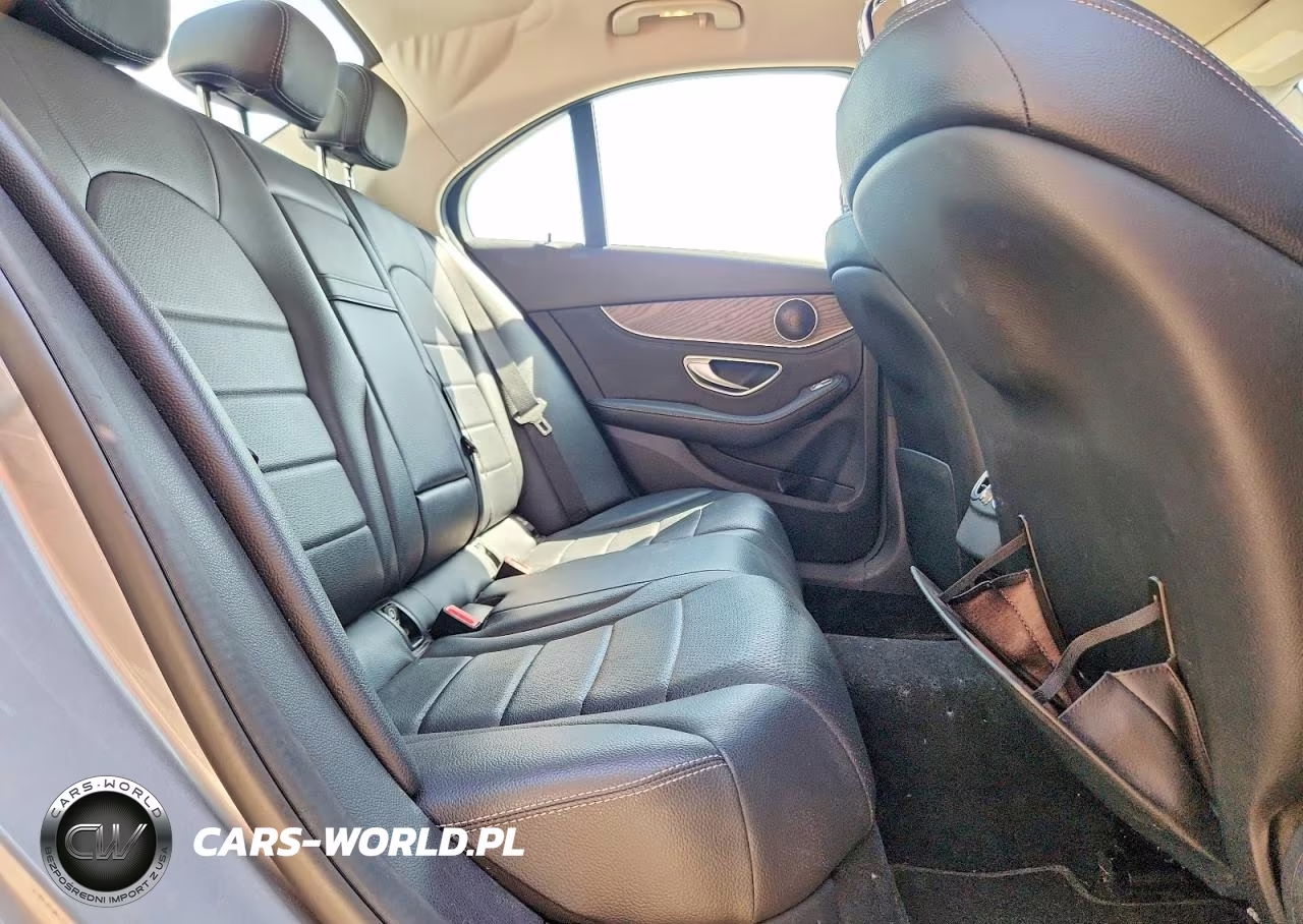 2015 Mercedes-Benz C 300 4Matic VIN:55SWF4KB2FU049207 - 10