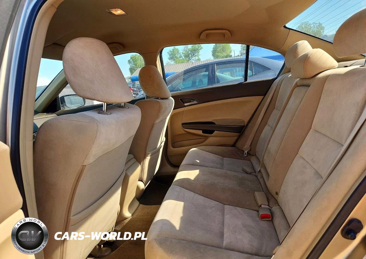 2009 Honda Accord VIN:JHMCP26439C009073 - 10