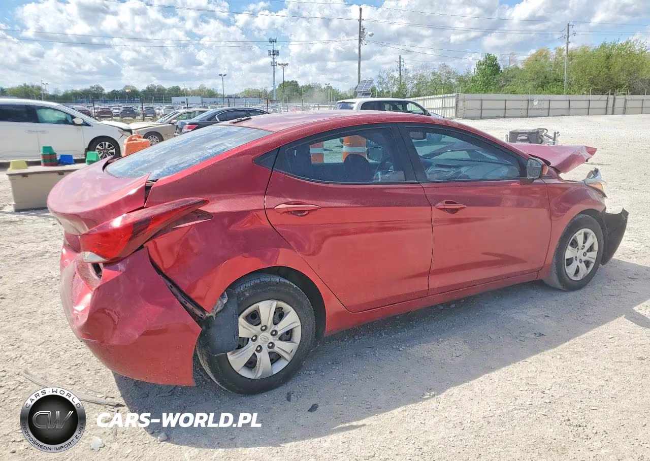 2016 Hyundai Elantra Se VIN:5NPDH4AE3GH683014 - 3