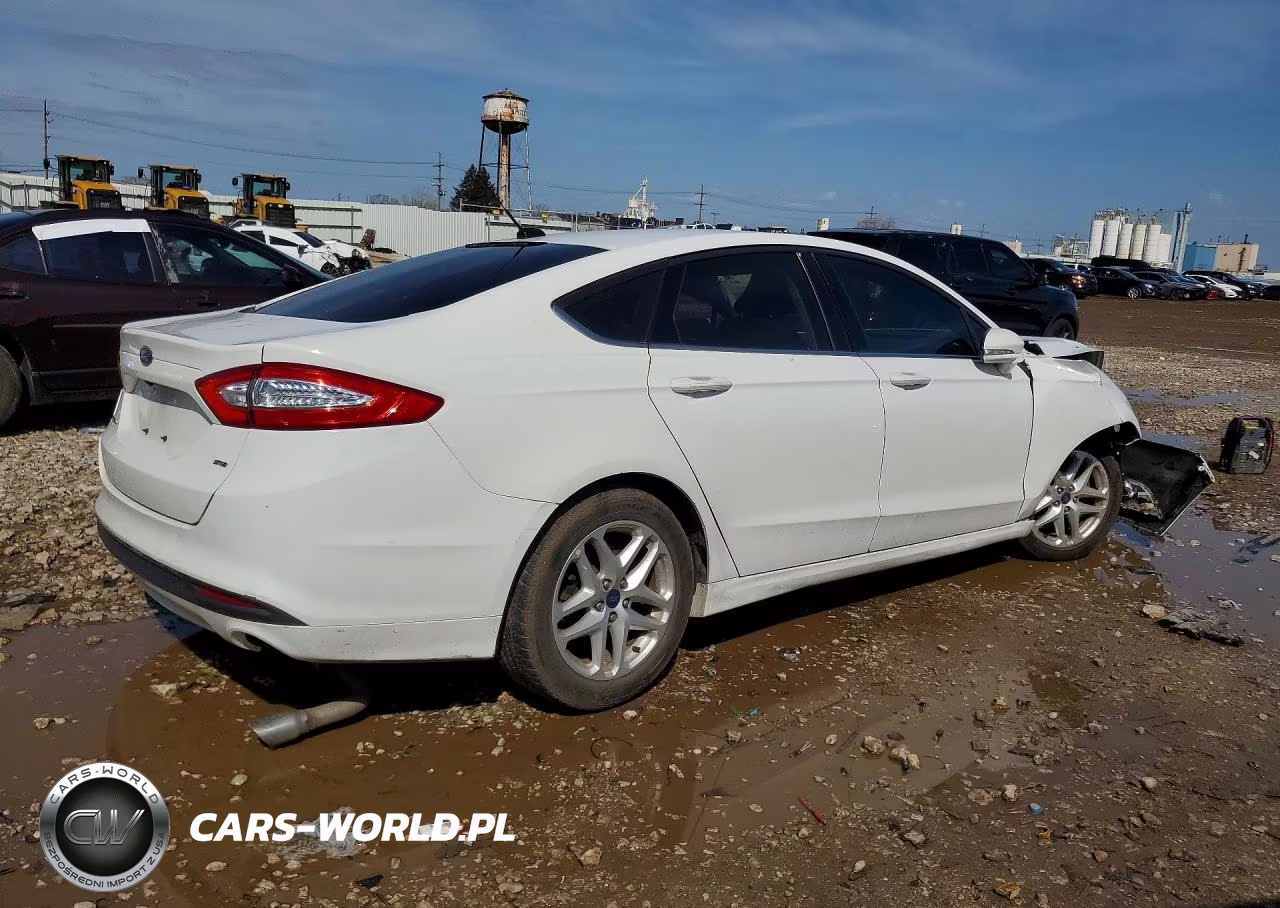 2015 Ford Fusion Se VIN:1FA6P0H77F5130530 - 3