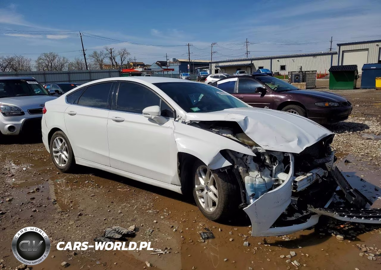 2015 Ford Fusion Se VIN:1FA6P0H77F5130530 - 4