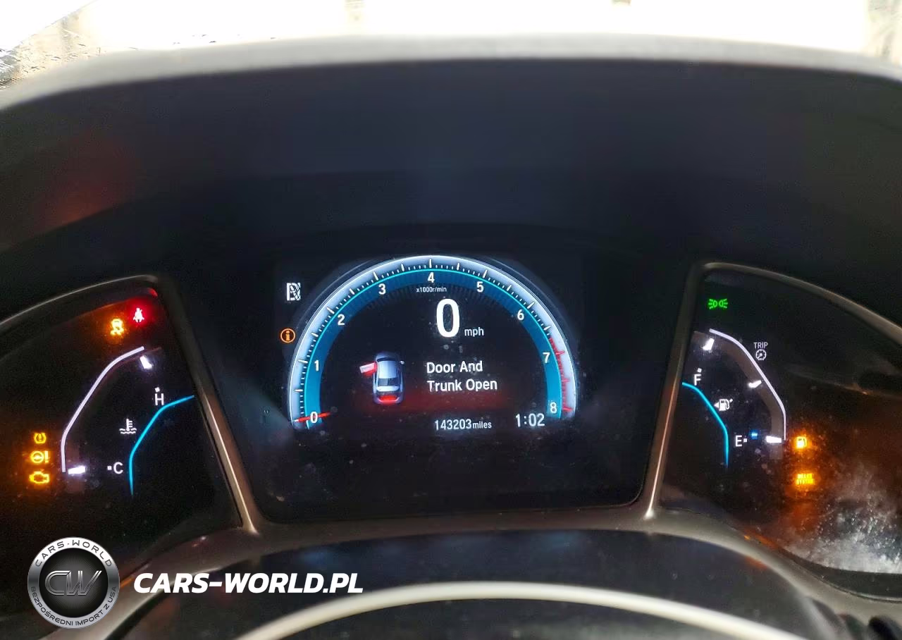 2018 Honda Civic Ex VIN:19XFC2F7XJE029676 - 9