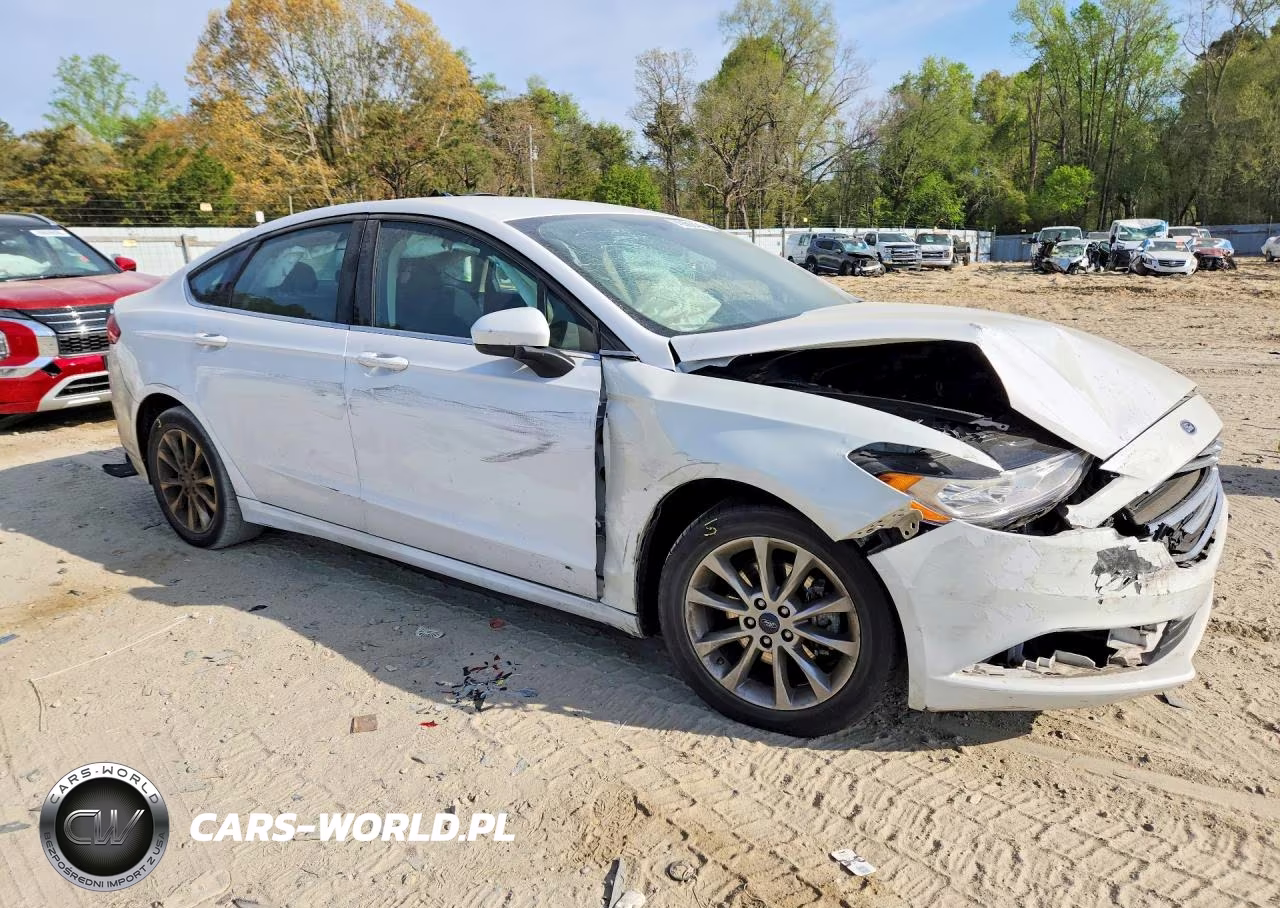 2017 Ford Fusion Se VIN:3FA6P0H70HR411441 - 4