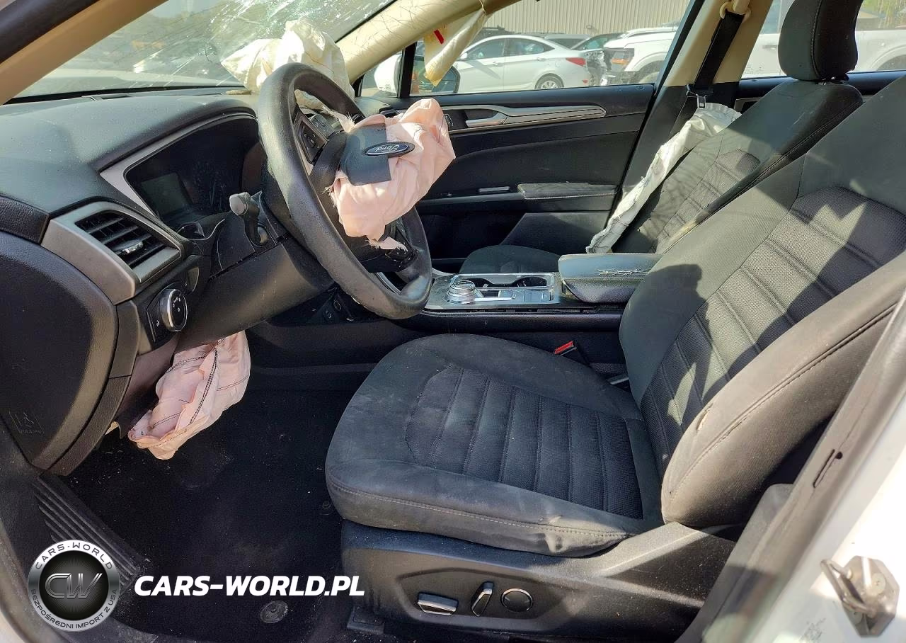 2017 Ford Fusion Se VIN:3FA6P0H70HR411441 - 7