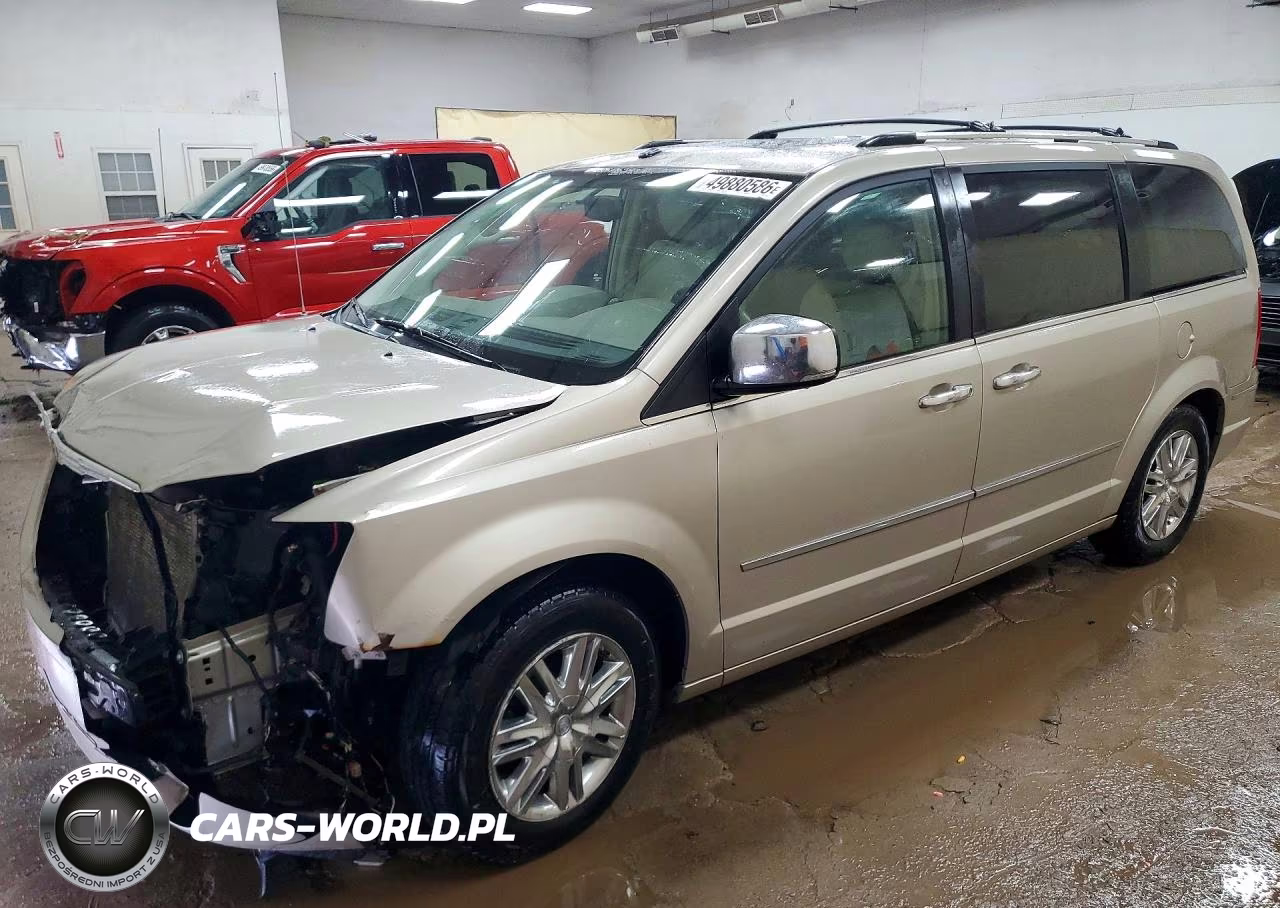 2008 Chrysler Town & Country Limited