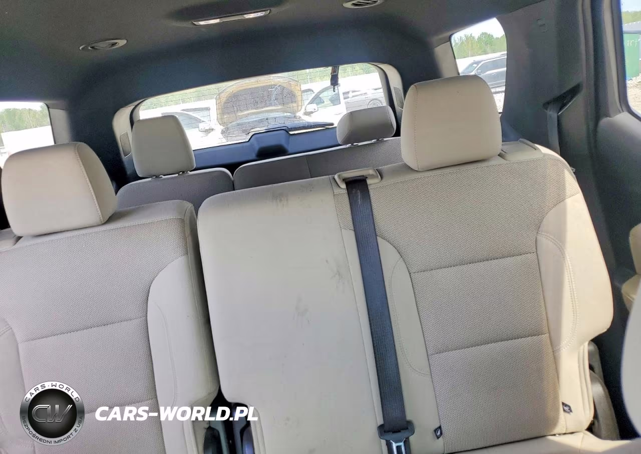 2022 Chevrolet Traverse Ls VIN:1GNERFKW4NJ136866 - 10