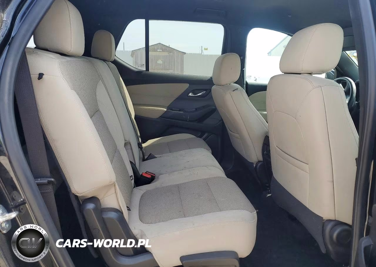 2022 Chevrolet Traverse Ls VIN:1GNERFKW4NJ136866 - 11