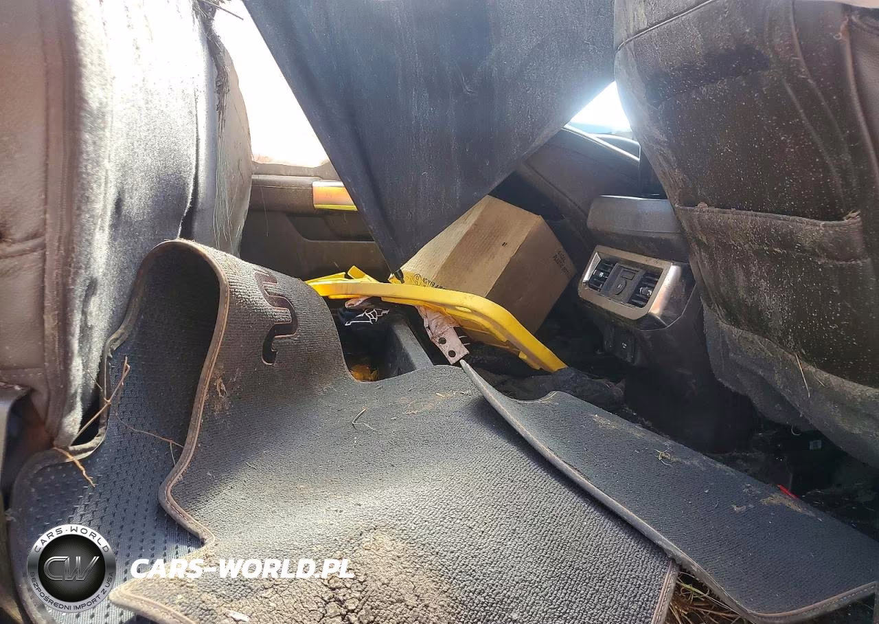 2024 Ford F250 Super Duty VIN:1FT8W2BT2RED80284 - 10
