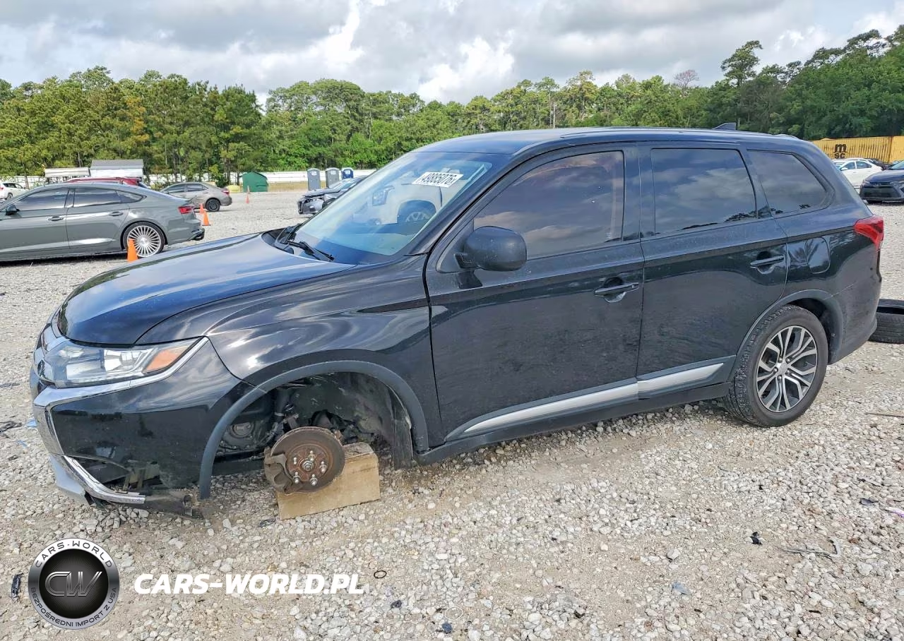 2017 Mitsubishi Outlander Es – zdjęcie 1 z 14