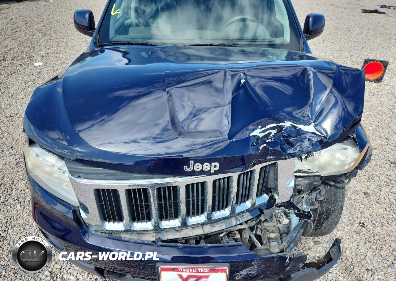 2012 Jeep Grand Cherokee Laredo VIN:1C4RJFAG9CC332640 - 12
