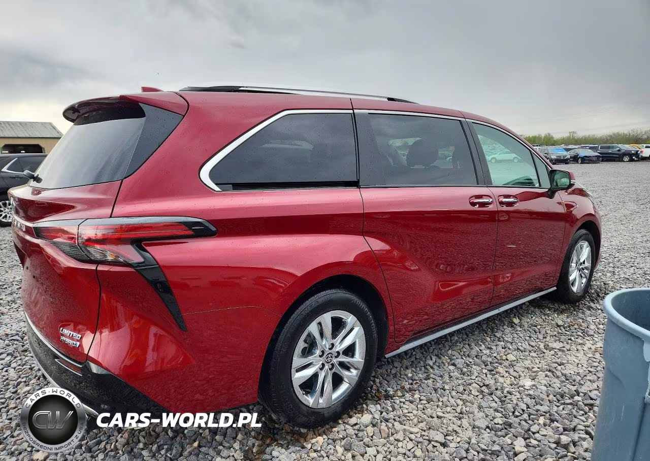 2023 Toyota Sienna Limited 7-Passenger VIN:5TDZSKFC6PS085075 - 3