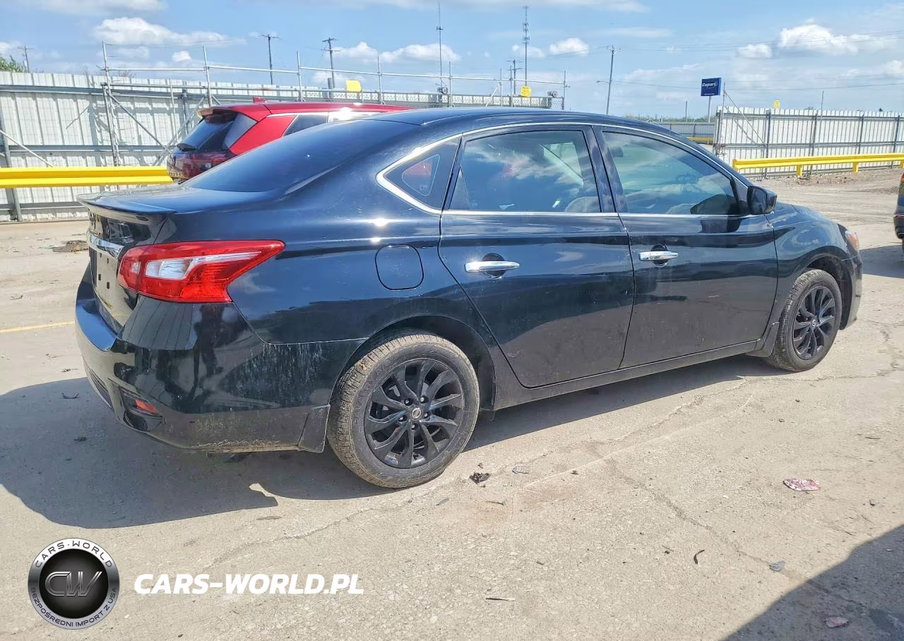 2018 Nissan Sentra S VIN:3N1AB7AP7JY248193 - 3