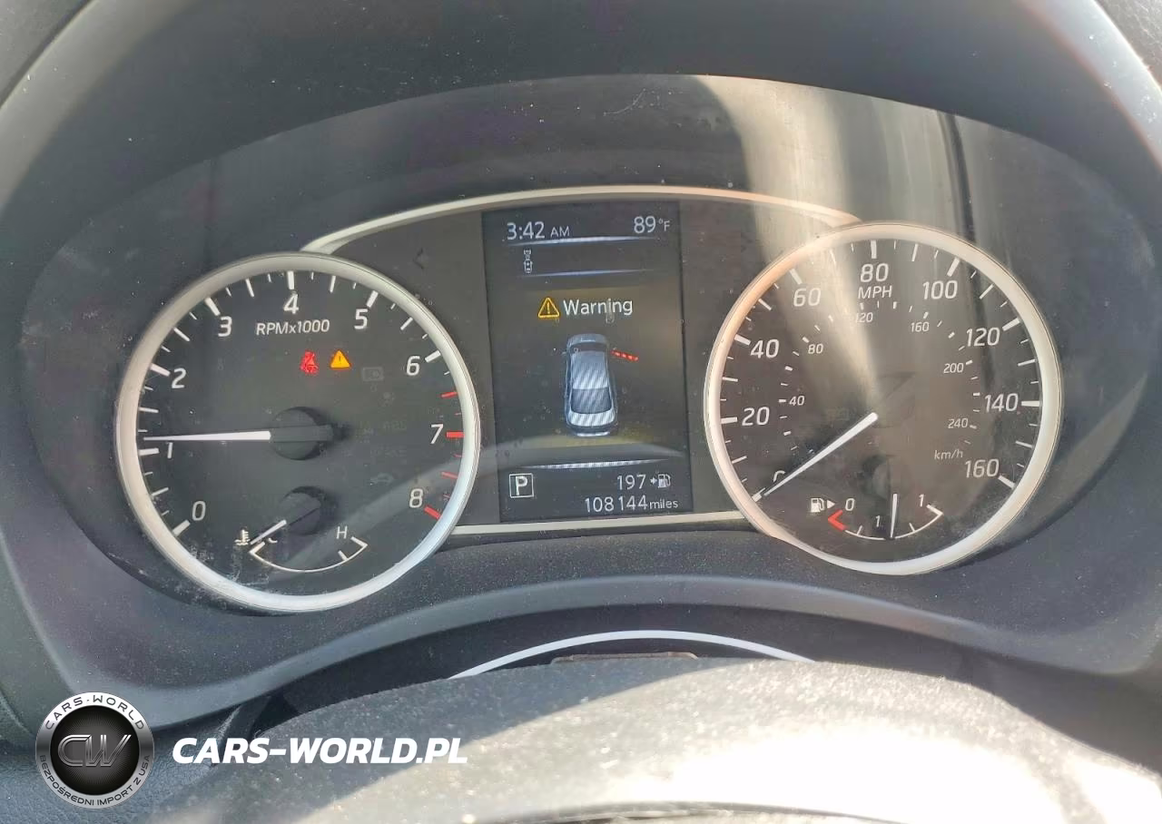 2018 Nissan Sentra S VIN:3N1AB7AP7JY248193 - 9