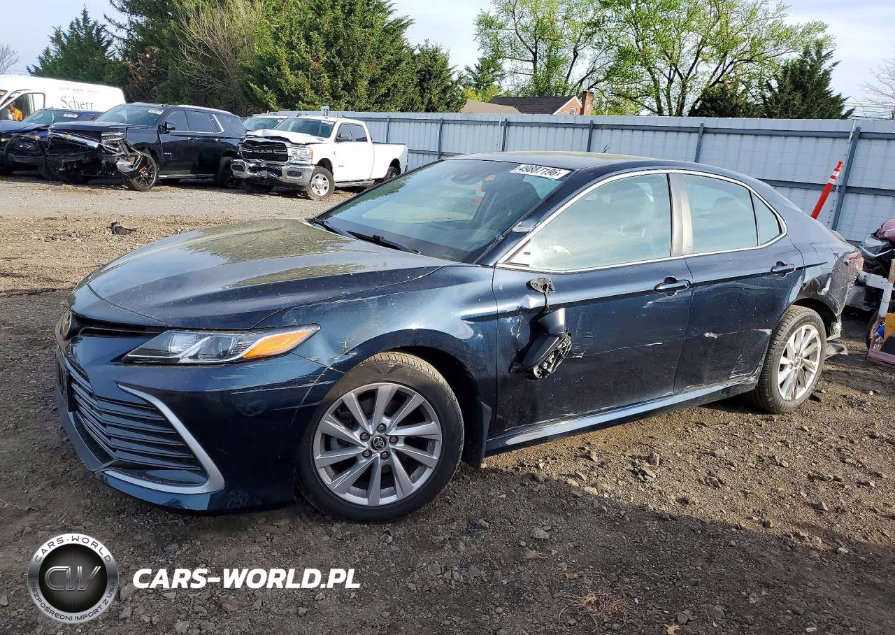 2021 Toyota Camry Le