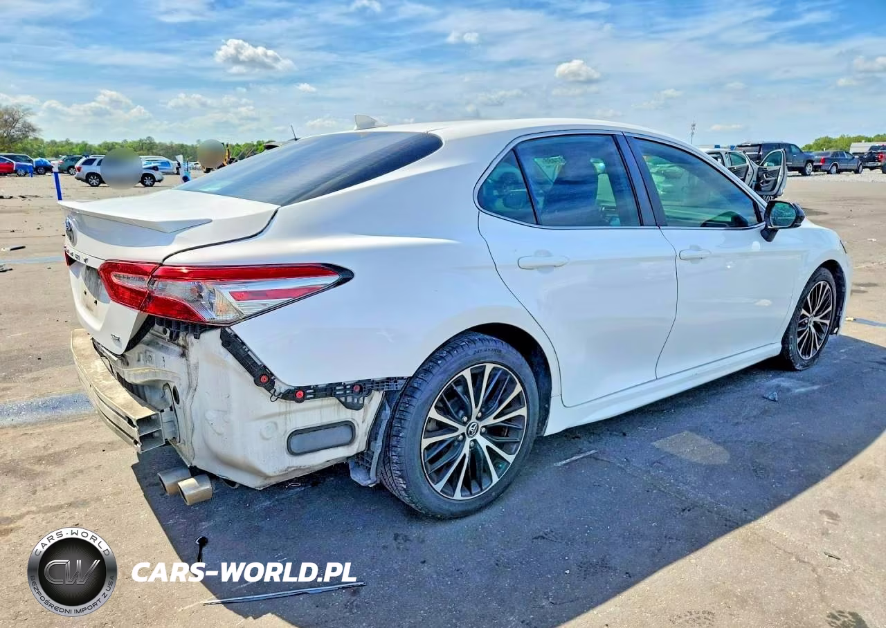 2019 Toyota Camry Se VIN:4T1B11HK3KU685751 - 3